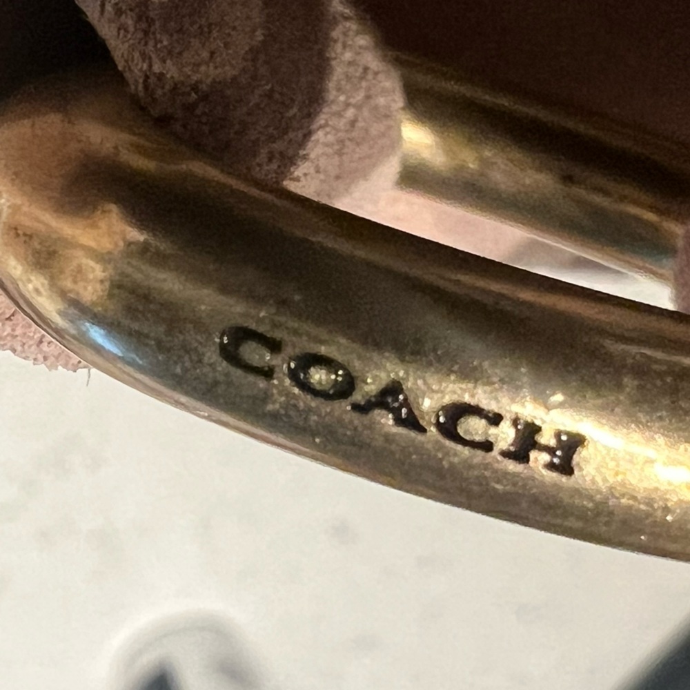 Coach suede nuage pink Kisslock barrel bag limited edition - Picture 12 of 16